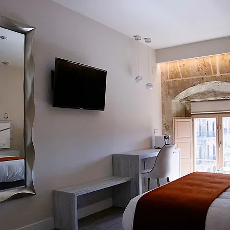 Vendégház Luxury Plaza 4*