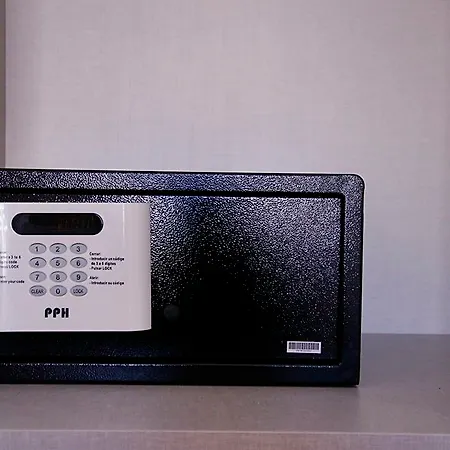 Konukevi Luxury Plaza 4*